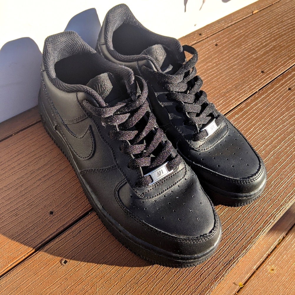 Nike Air Force 1s low top - Men 7